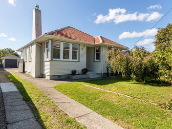 60 Pine Avenue, Ebdentown, Upper Hutt