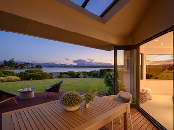 6 Coutts Place, Mapua