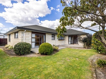 121 Prestons Road, Redwood, Christchurch