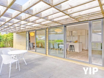 19 Lacebark Lane, Woodridge, Wellington