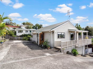 14 Tower Hill, Stanmore Bay, Whangaparaoa