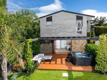 26 Asbury Crescent, Campbells Bay, Auckland