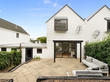 2/729 Remuera Road, Remuera, Auckland