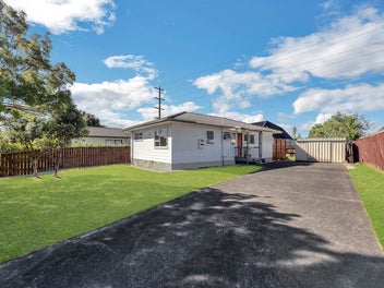 41 Meadowood Drive, Unsworth Heights, Auckland