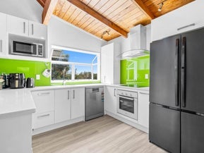 2A Castleton Street, Birkdale, Auckland