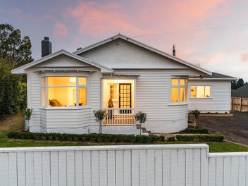 10 Grey Street, Allanton, Mosgiel