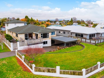 43 Ngamotu Road, Hilltop, Taupo