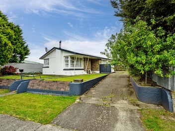 15 Dunbeath Crescent, Kew, Invercargill