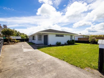 104 Fairs Road, Milson, Palmerston North