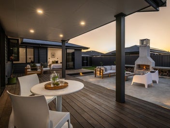 10 Meech Way, Frimley, Hastings