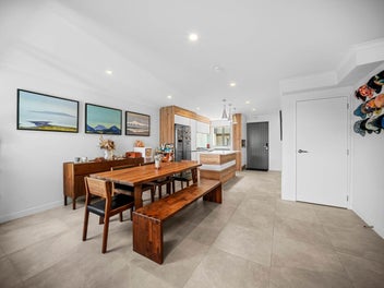 6/11 Celeste Place, Totara Vale, Auckland