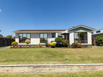27 Donegal Crescent, Tamatea, Napier