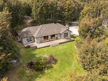 7 Tall Tree Lane, Mount Creighton, Queenstown