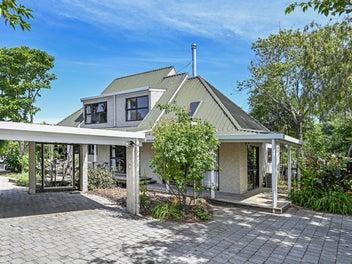 115A Frederick Street East, Mayfair, Hastings