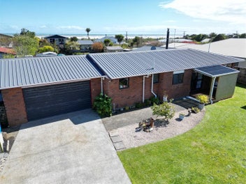 12 Ogilvie Road, Gladstone, Greymouth