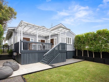 83 Golf Road, New Lynn, Auckland