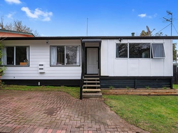 24A Pohutukawa Drive, Owhata, Rotorua