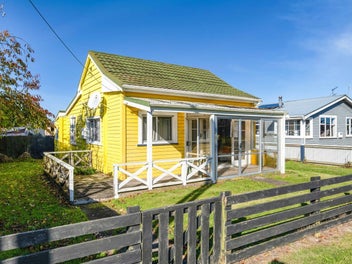 82 Railway Street, Eltham, Eltham