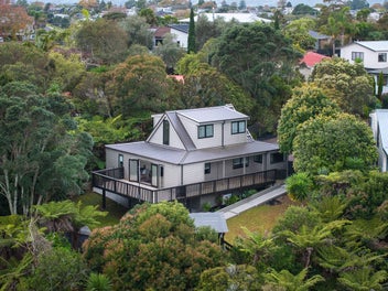 41 Taioma Crescent, Te Atatu Peninsula, Auckland