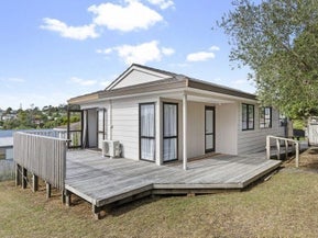 208 Solar Road, Glen Eden, Auckland