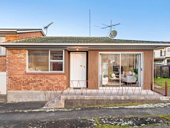 3/8 Eden View Road, Sandringham, Auckland