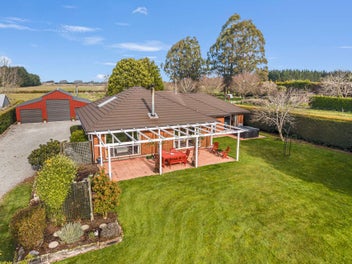 1731 Cust Road, Cust, Cust