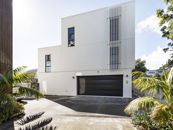 11/5A Baring Terrace, Strandon, New Plymouth