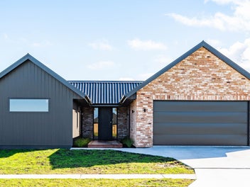 28 Taurangawaka Road, One Tree Point