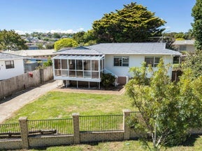 4 Almay Place, Clover Park, Auckland