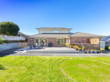 118 Kirton Drive, Riverstone Terraces, Upper Hutt