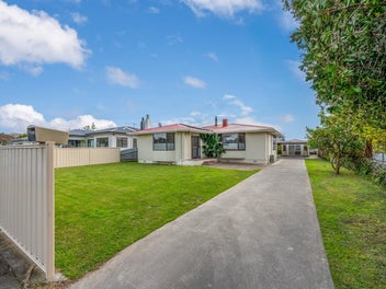 42 Alamein Crescent, Onekawa, Napier