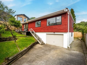 38B Waverley Avenue, Glenfield, Auckland