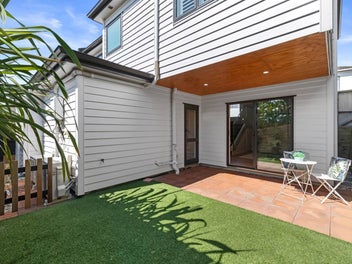 50C Botany Road, Botany Downs, Auckland