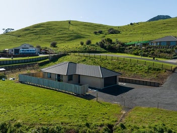 1 Colin Drive, Komata, Paeroa