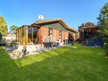 12 Takapu Street, Matua, Tauranga