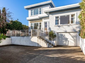 48 Mana Esplanade, Paremata, Porirua