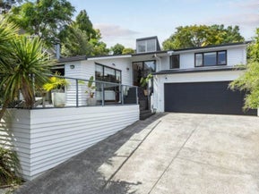 82 Daffodil Street, Titirangi, Auckland