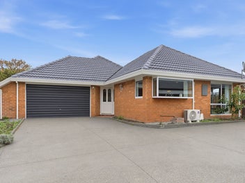 7 Broadfell Avenue, Avonhead, Christchurch