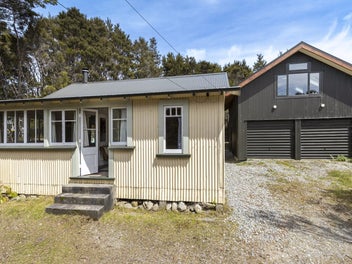 26 View Road, St. Arnaud