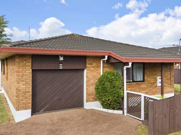 2/162 Whitford Road, Somerville, Manukau