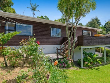 1/36 Greenvalley Rise, Glenfield, Auckland