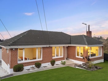 11A Robyn Place, Mangere East, Auckland