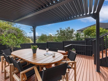 1/9 Watea Road, Torbay, Auckland