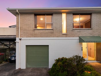 1/12 Bungalow Avenue, Point Chevalier, Auckland