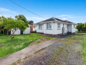 62 Waipani Road, Te Atatu Peninsula, Auckland