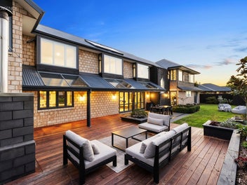 8 Cunneen Place, Aidanfield, Christchurch
