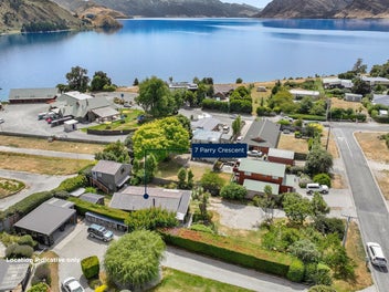 7 Parry Crescent, Wanaka