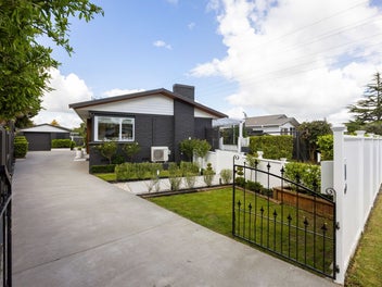 6 Erika Place, Fairview Downs, Hamilton