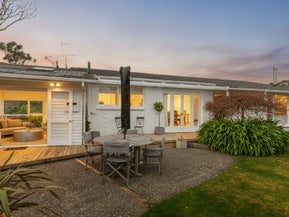 11 Chudleigh Grove, Churton Park, Wellington