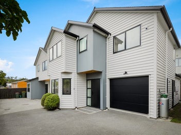 4C Aveline Place, Glen Innes, Auckland